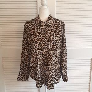 Gorgeous leopard print blouse